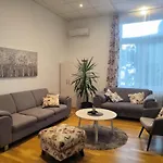 דירה Superior Seaview אופטיה