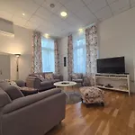 דירה Superior Seaview אופטיה