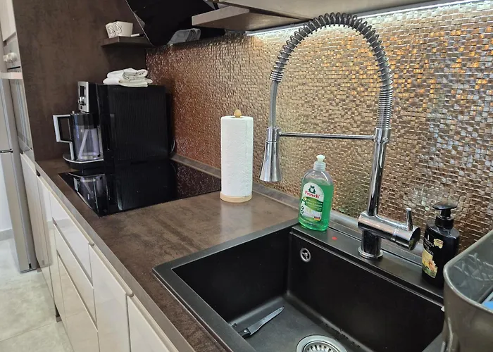 アパート Superior Seaview オパティヤ