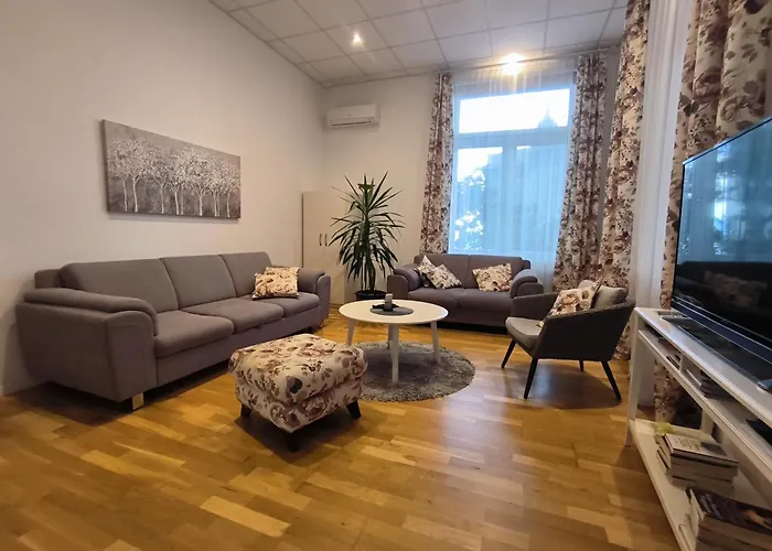 Superior Seaview Lejlighed