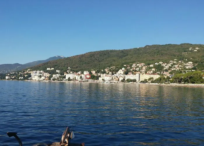 Superior Seaview Апартаменты