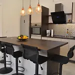 Апартаменти Superior Seaview Опатія